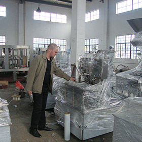 AMERICA-PORTLAND 4000 Bottles/h cola production line(checking in factory)